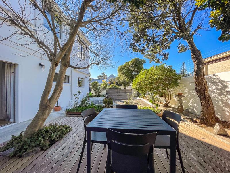 To Let 1 Bedroom Property for Rent in Hout Bay Western Cape